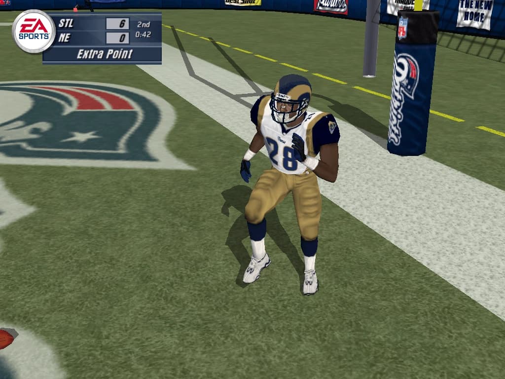https://media.imgcdn.org/repo/2023/07/madden-nfl-2003/64ba1d8e8b5ac-madden-nfl-2003-screenshot3.webp